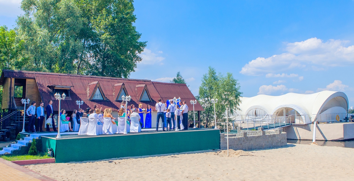 Банкетный зал на воде на 50 человек