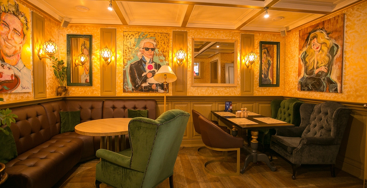 VIP-hall