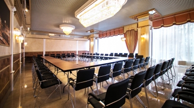 Кришталевий зал 